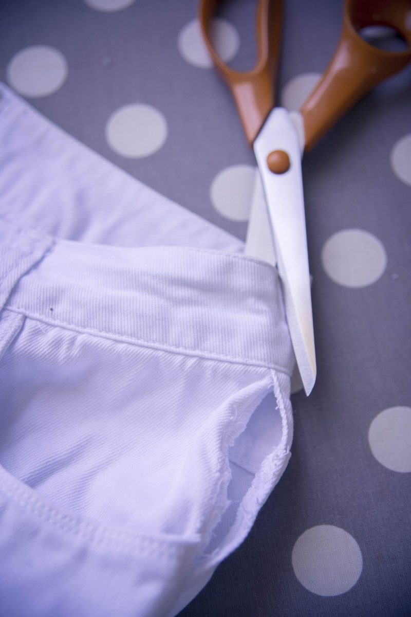 Agrandir ( & customiser) un short ou pantalon - Les tutos couture de  Dodynette