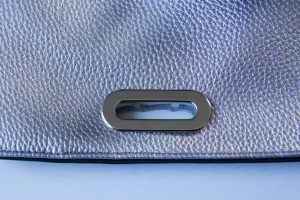 Poser un œillet rectangle sur vos sacs et accessoires - Les tutos couture  de Dodynette
